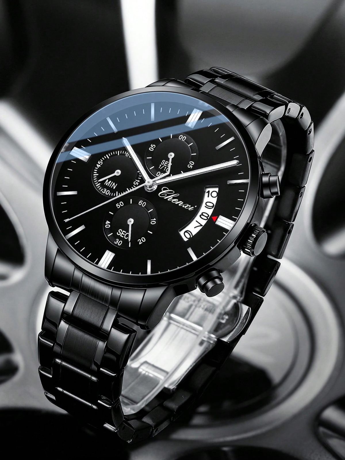 Matte black stainless steel mens watch with mesh strap minimalist design - Texora
